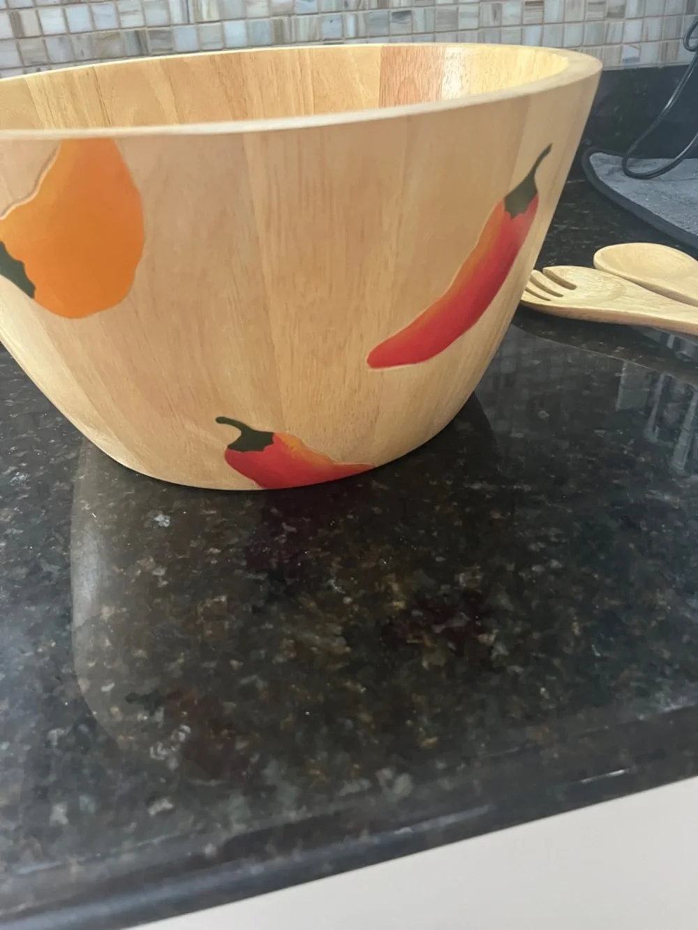 Wooden Salad Bowl with Serving Spoons - Natural with Multicolor Pepper Accents
